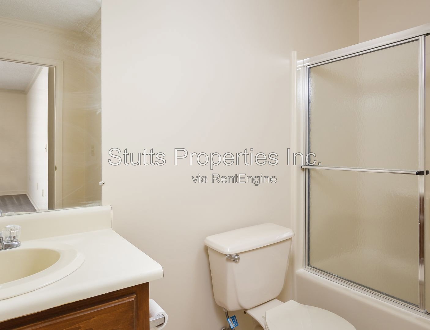 **Newly Renovated, Quiet 2BR/2BA Classic Upstairs or Downstairs Apartment Located Inside The Creekside Apartment Complex in Florence ** property image