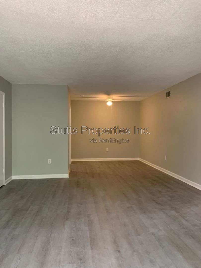 1825 Darby Drive Unit H-2, Florence, AL 35630 (2BD/1.5BA) property image