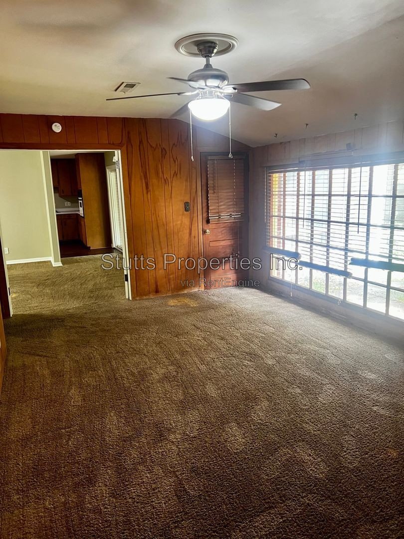 125 Stovall Drive Florence, AL 35630 (4BD/ 3BA) property image