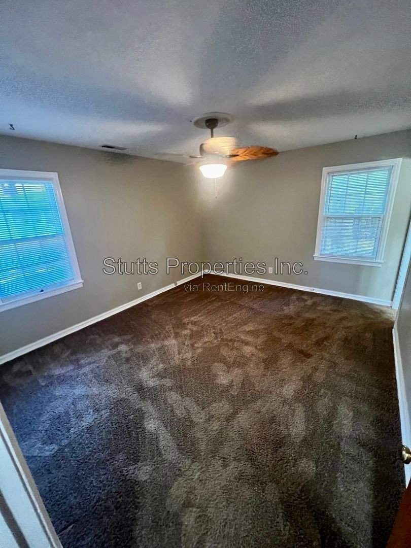 125 Stovall Drive Florence, AL 35630 (4BD/ 3BA) property image