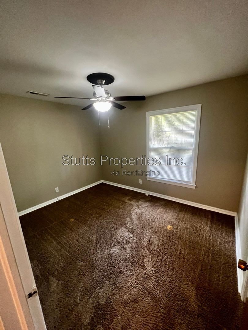 125 Stovall Drive Florence, AL 35630 (4BD/ 3BA) property image