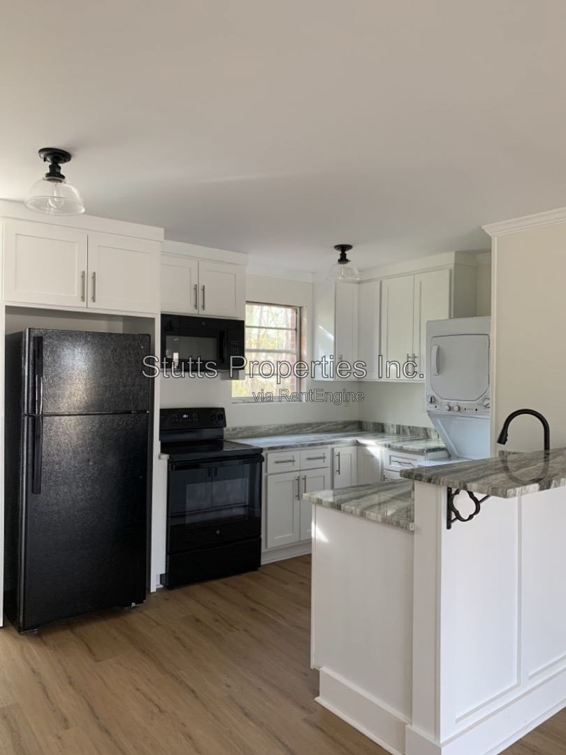 927 Sherrod Ave Unit 8 Florence, AL 35630 (2BD/1BA) property image