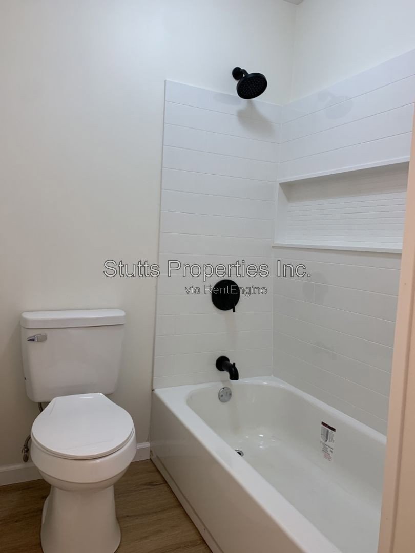 927 Sherrod Ave Unit 8 Florence, AL 35630 (2BD/1BA) property image
