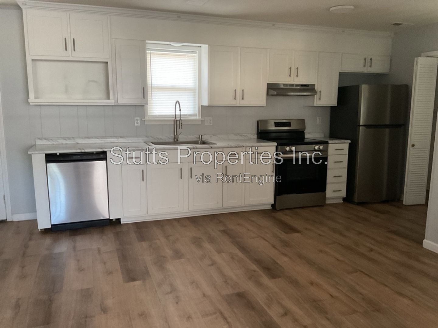 1721 Northern Boulevard property image
